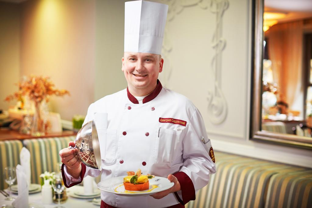 Europe Hotel ミンスク エクステリア 写真