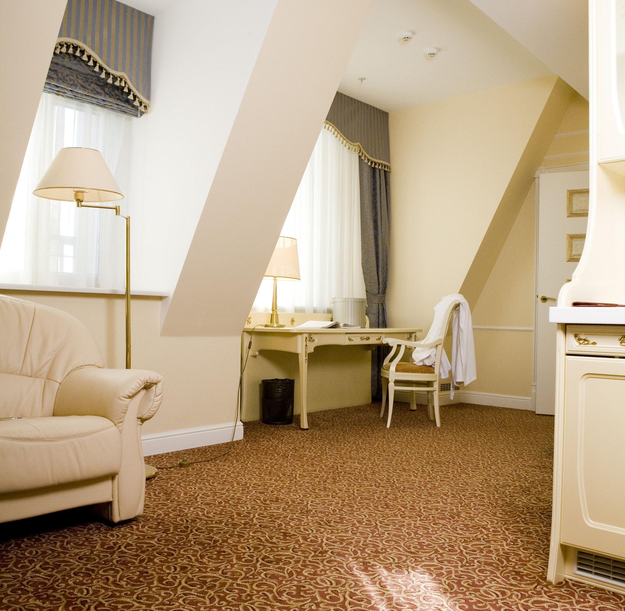 Europe Hotel ミンスク エクステリア 写真
